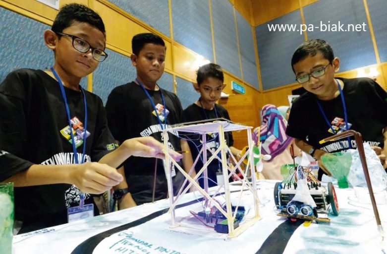 Mendorong Literasi STEM di Sekolah Menengah